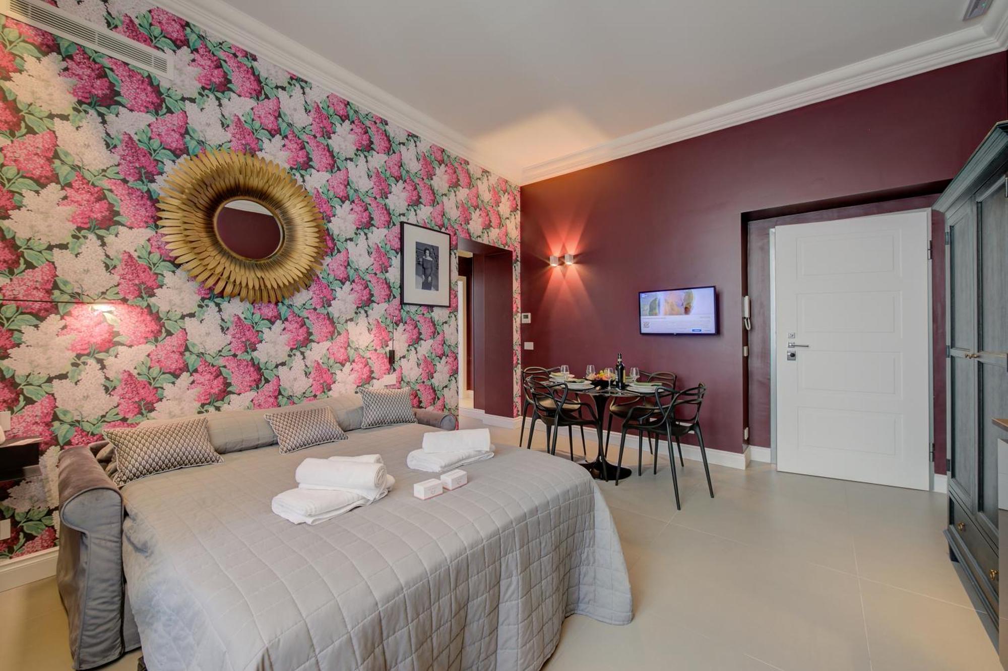 Seven Suites Apartments - Via Matteotti 178 サンレモ エクステリア 写真