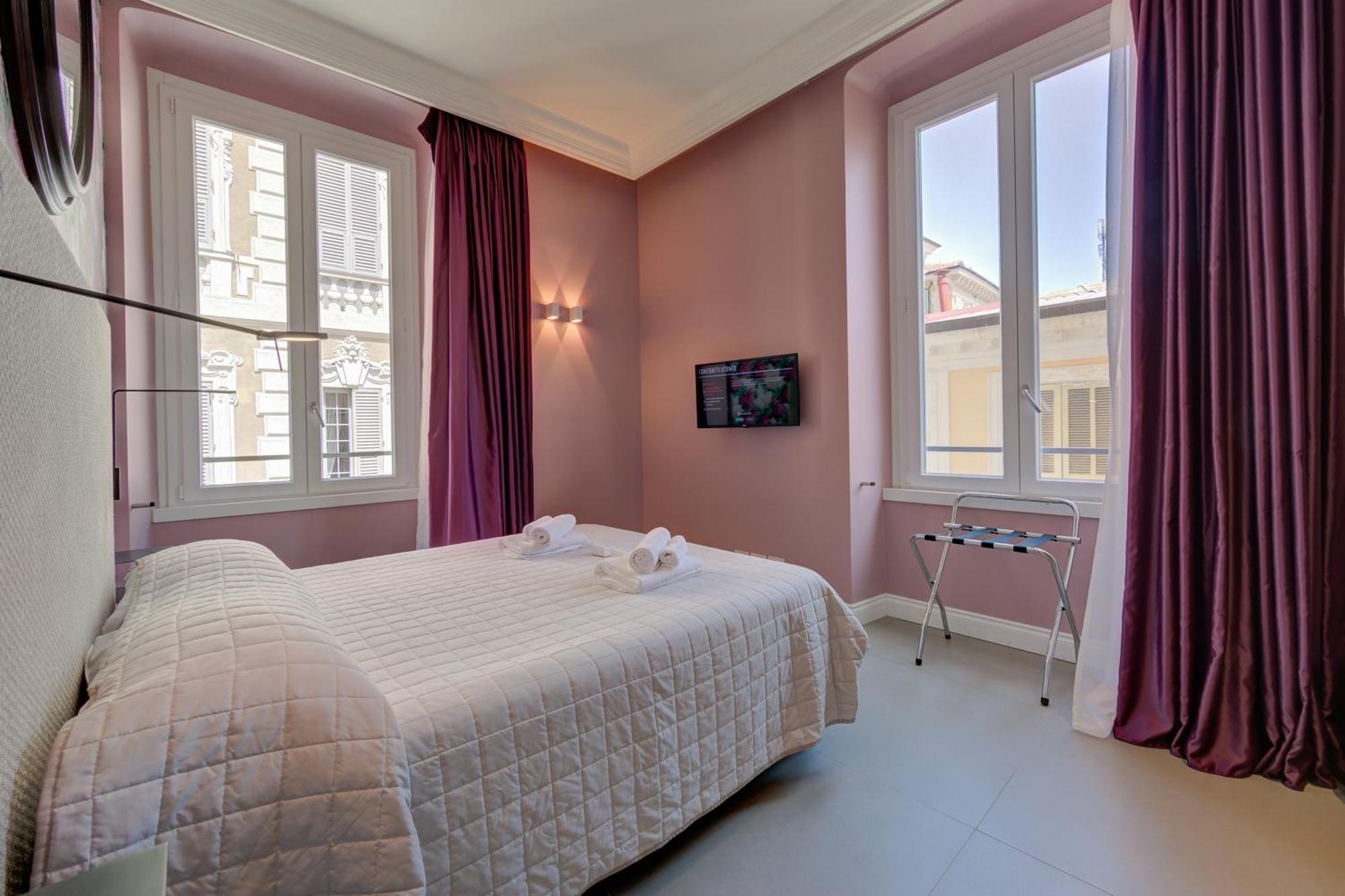 Seven Suites Apartments - Via Matteotti 178 サンレモ エクステリア 写真