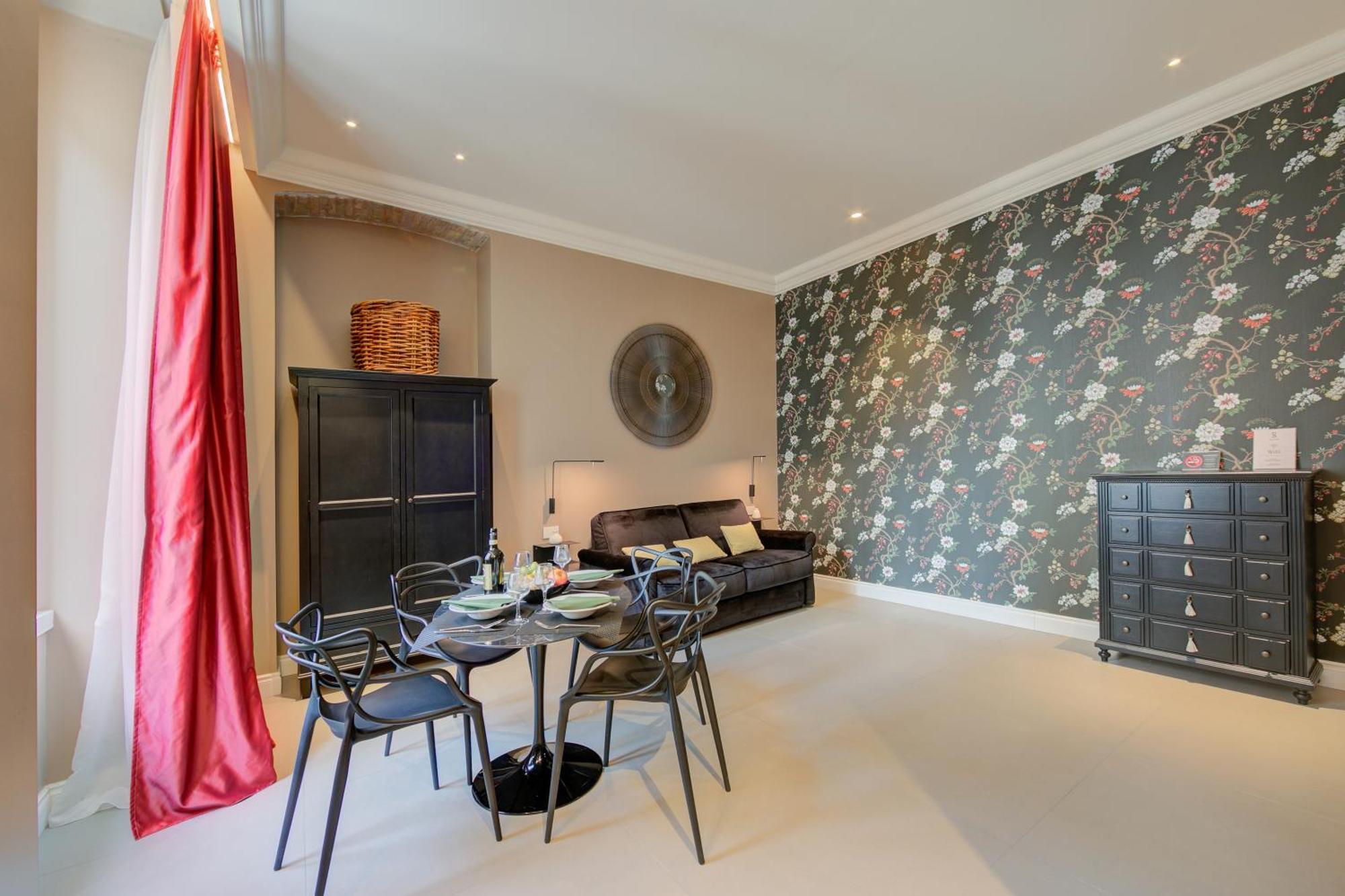 Seven Suites Apartments - Via Matteotti 178 サンレモ エクステリア 写真